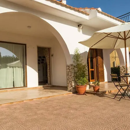 Manta Bianca Siracusa Sicily Plemmirio... Villa Syracuse