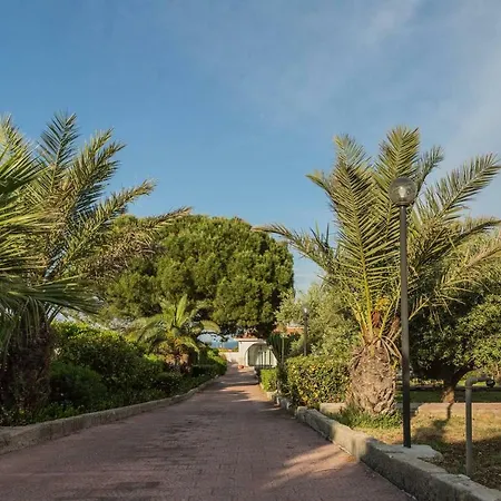 Villa Manta Bianca Siracusa Sicily Plemmirio...